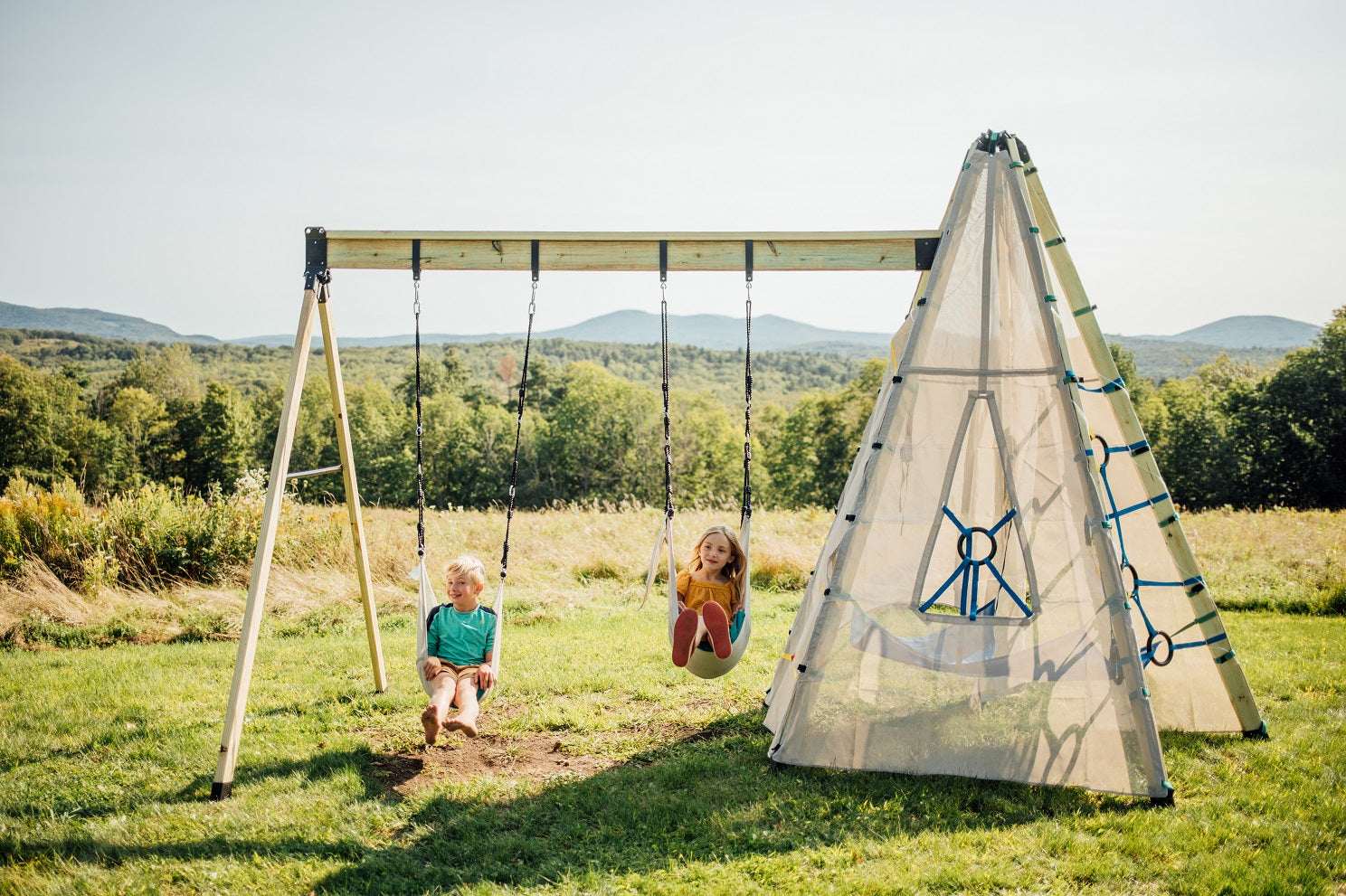 Mainstay and Sway Swing Set
