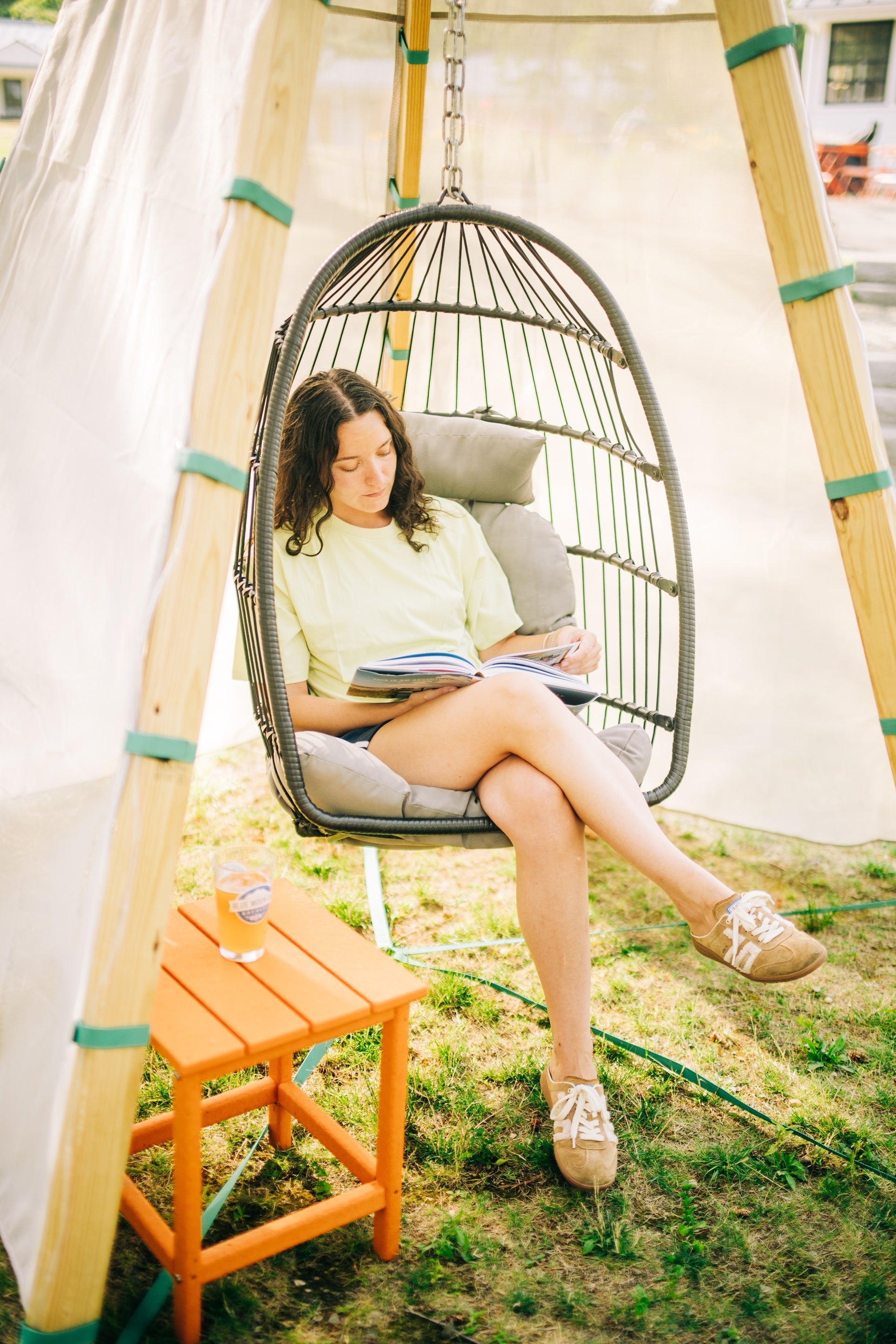 Hanging Egg Chair with Cushions