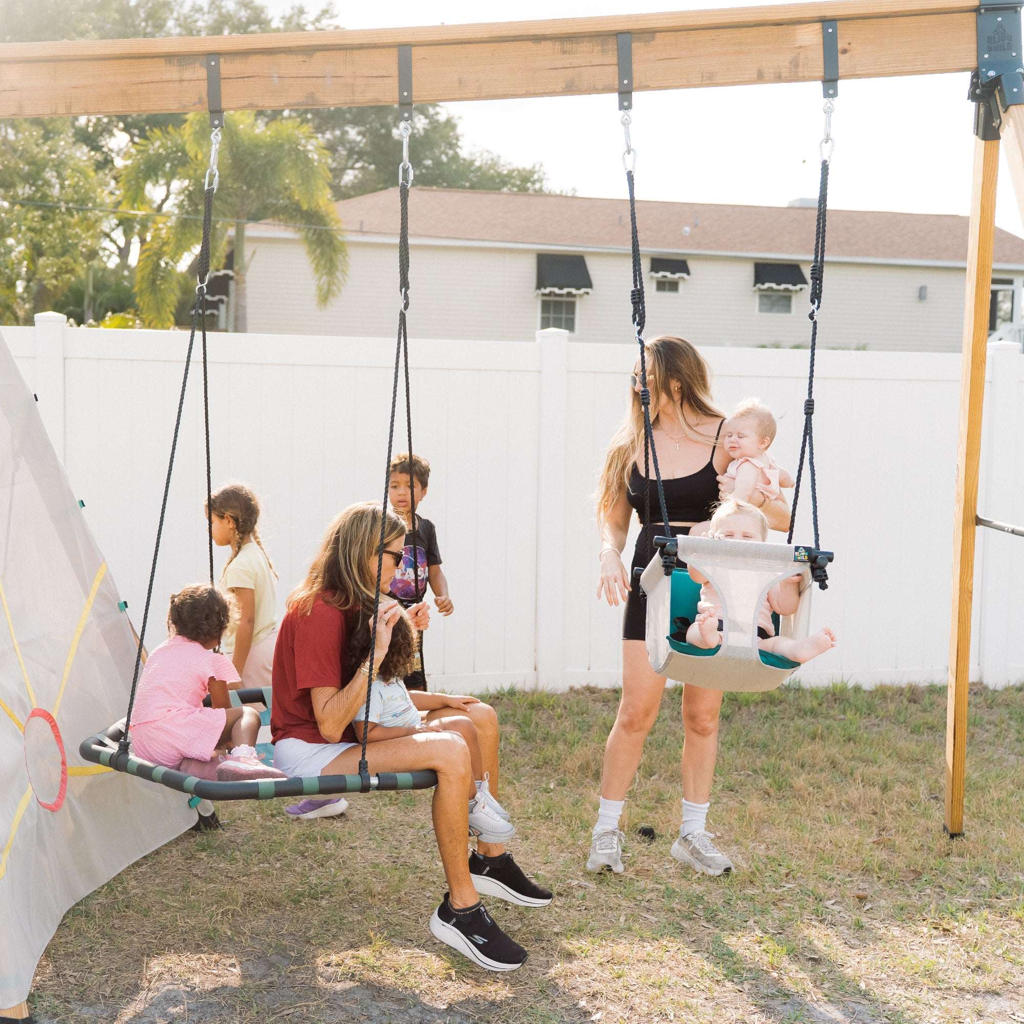 Bijou Baby Swing