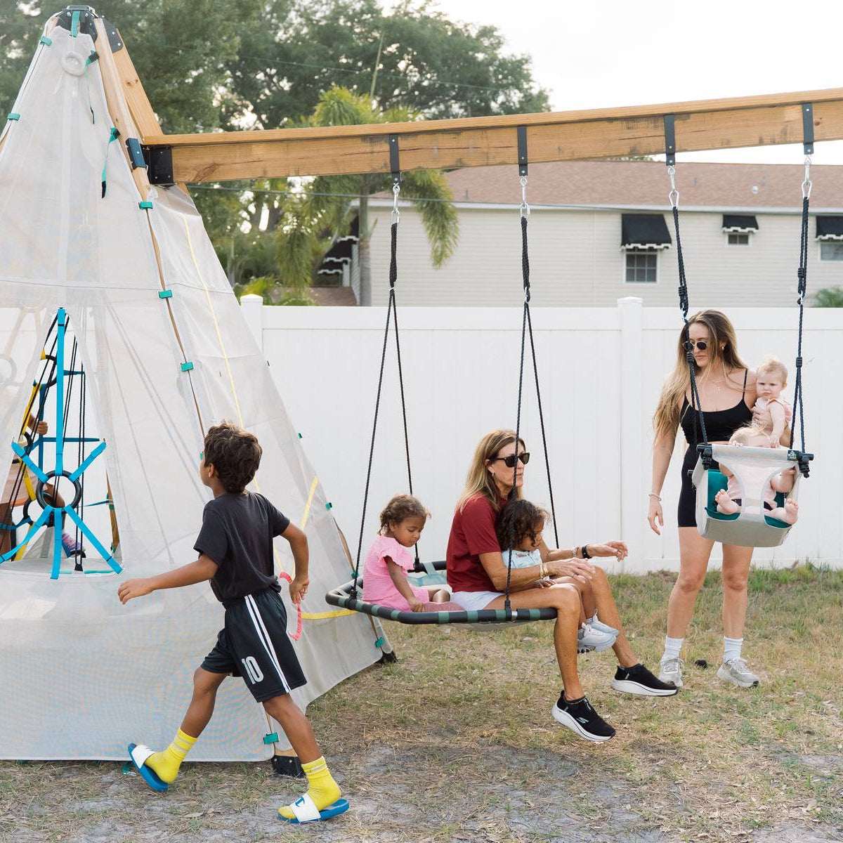 Mainstay and Sway Swing Set