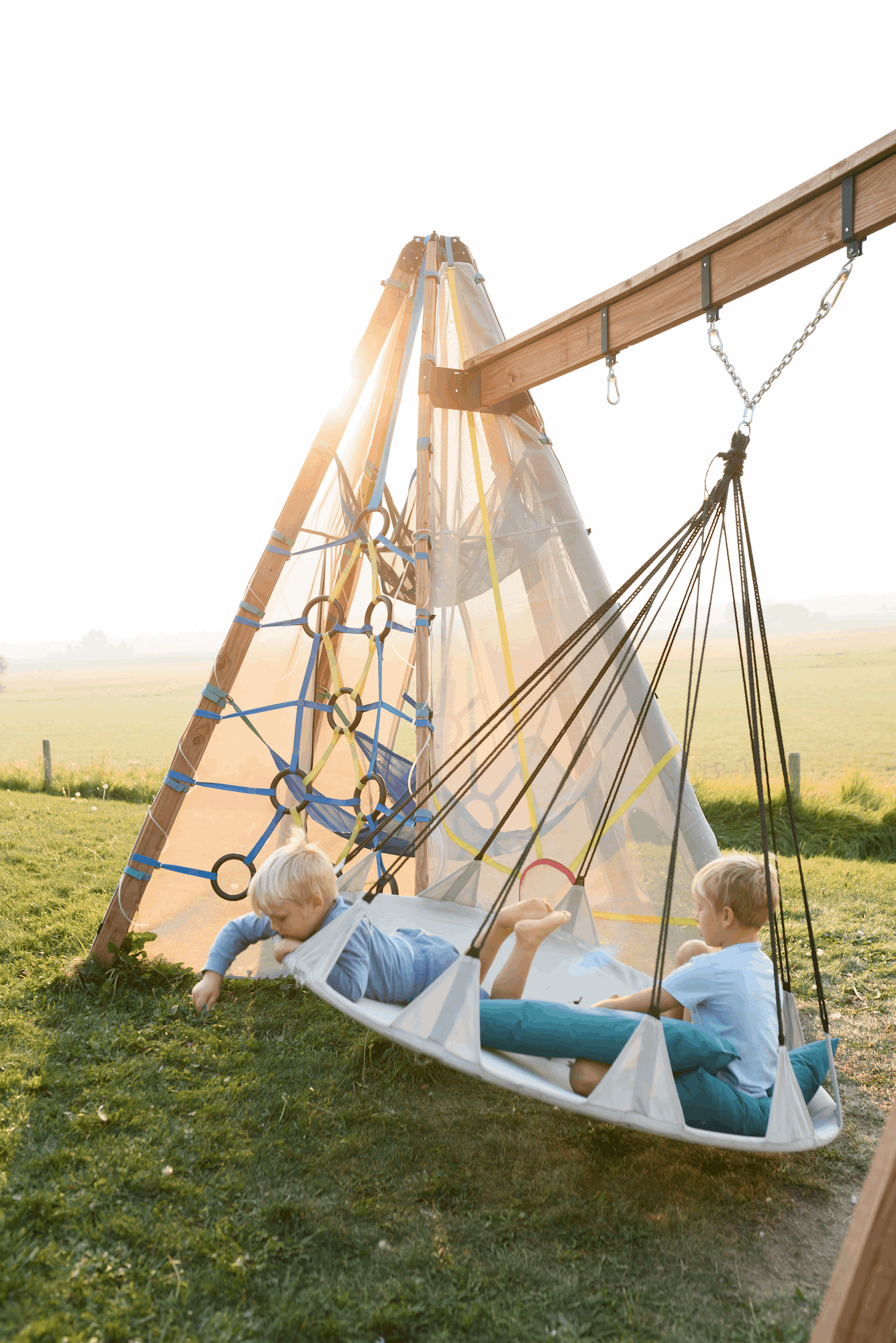 Mainstay and Sway Swing Set
