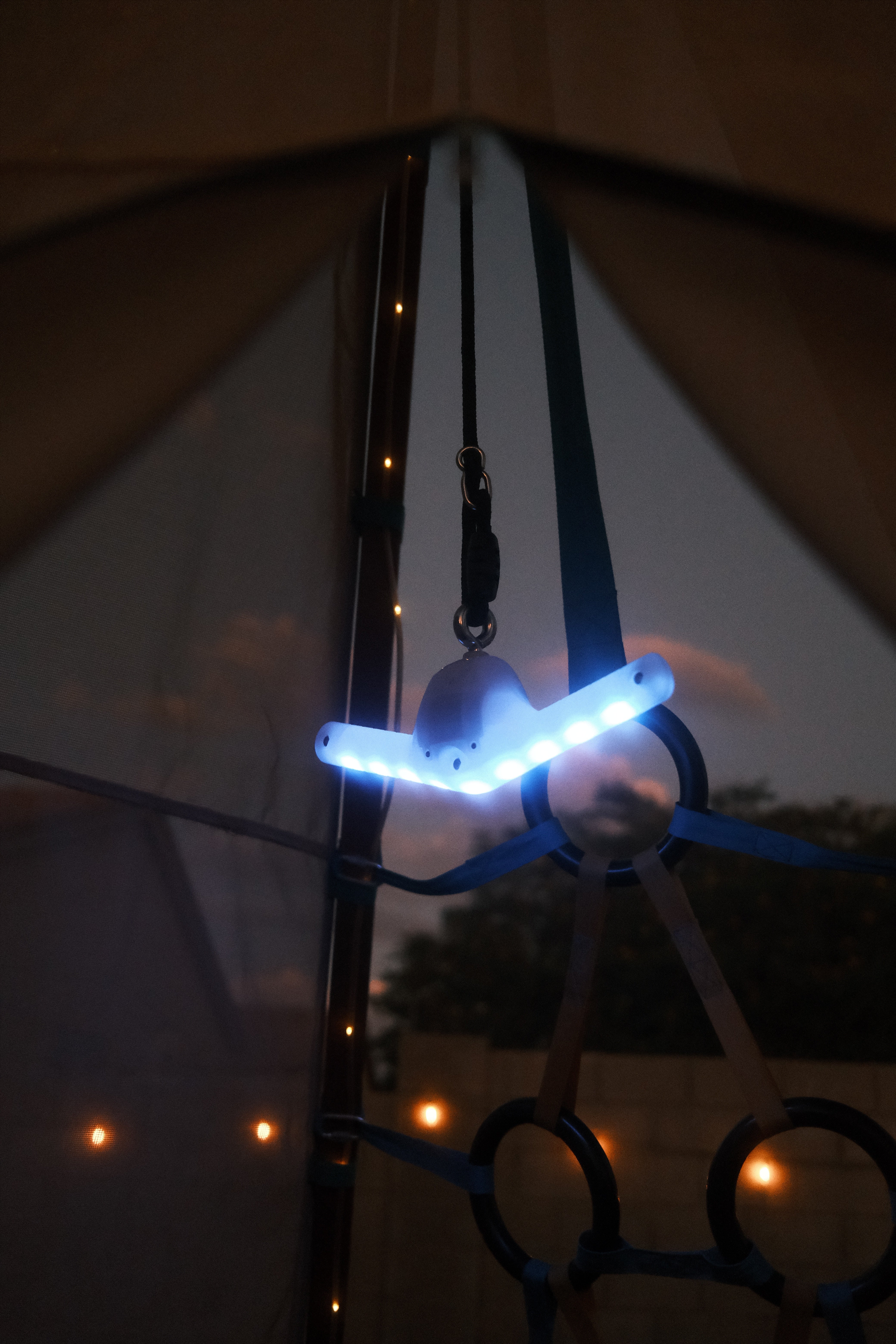 Adventure LED Twister Spinner Toy